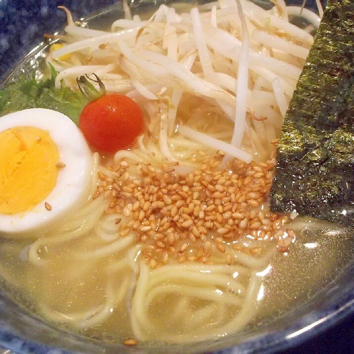 お酢がきいたお野菜たっぷりラーメン☆